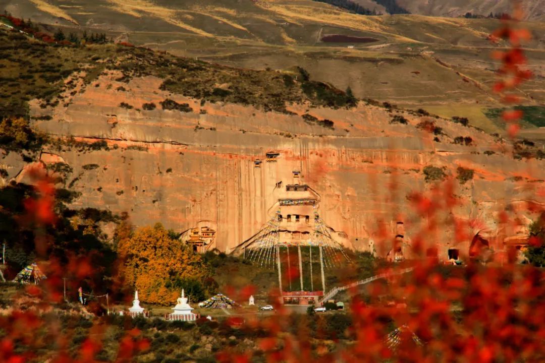 探寻甘肃绿意与山韵之旅 🌿🏔️